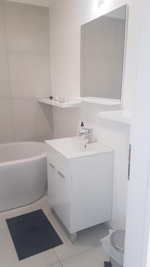 Deluxe Apartment Kristian Whit A Private Parking Rijeka Ngoại thất bức ảnh