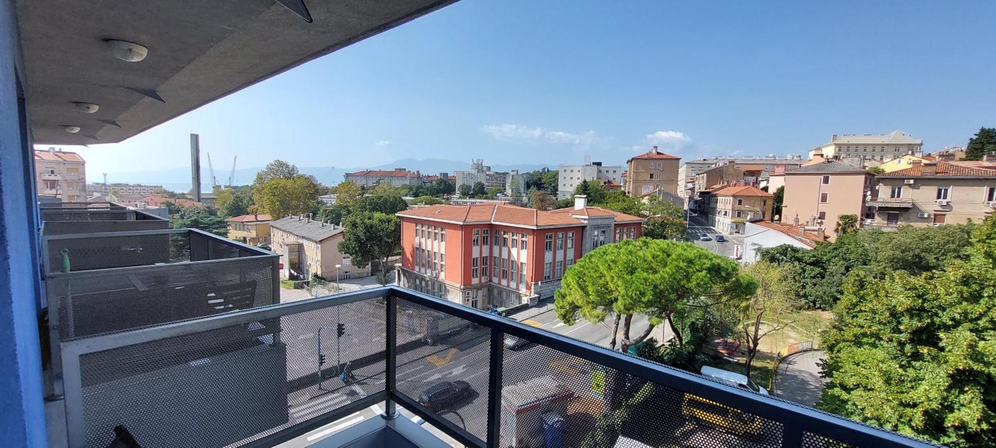 Deluxe Apartment Kristian Whit A Private Parking Rijeka Ngoại thất bức ảnh