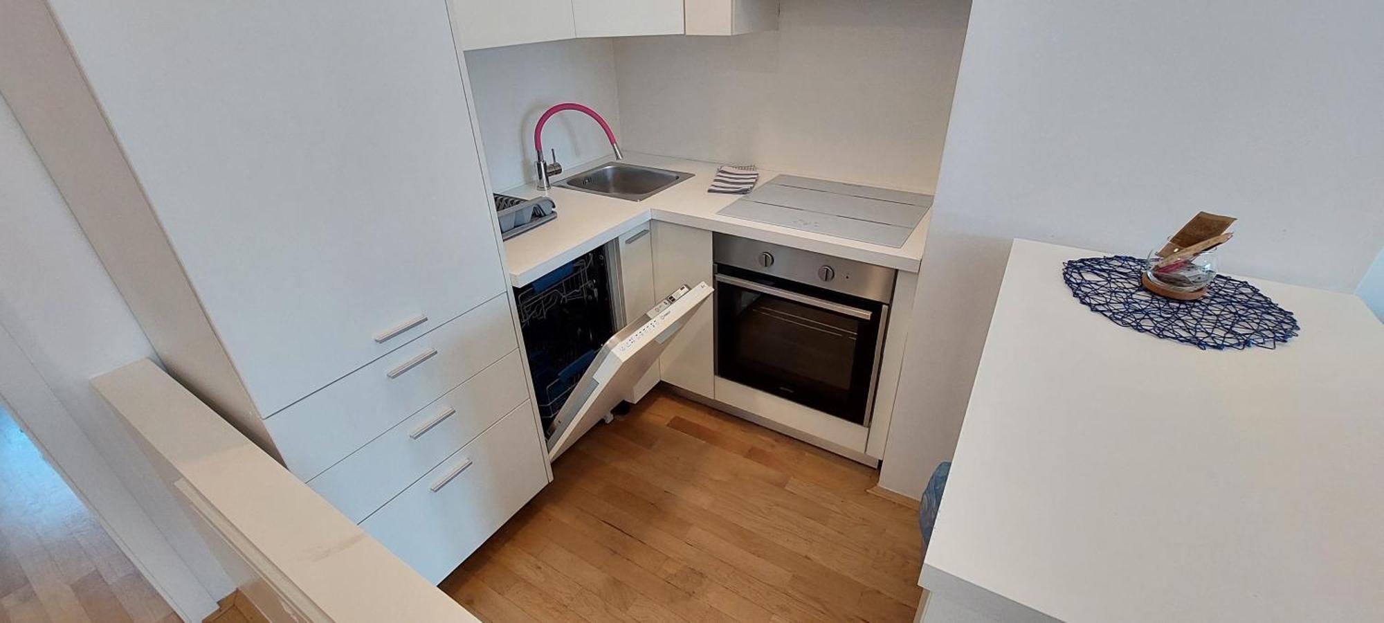 Deluxe Apartment Kristian Whit A Private Parking Rijeka Ngoại thất bức ảnh